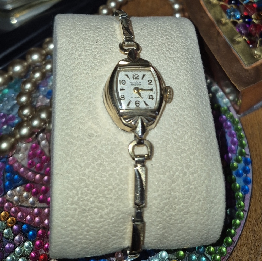 Vintage Gold Mechanical Wrist Watch Gruen 10k Rpg 17 Jewel Swiss Cal.222r